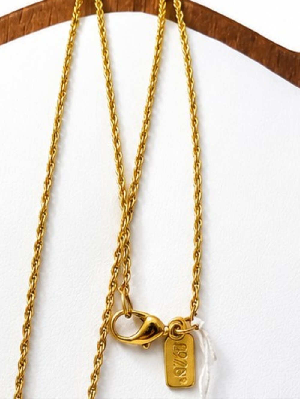 1928 Jewelry Co Faux Upside down Teardrop Pearl Necklace - Picture 4 of 4